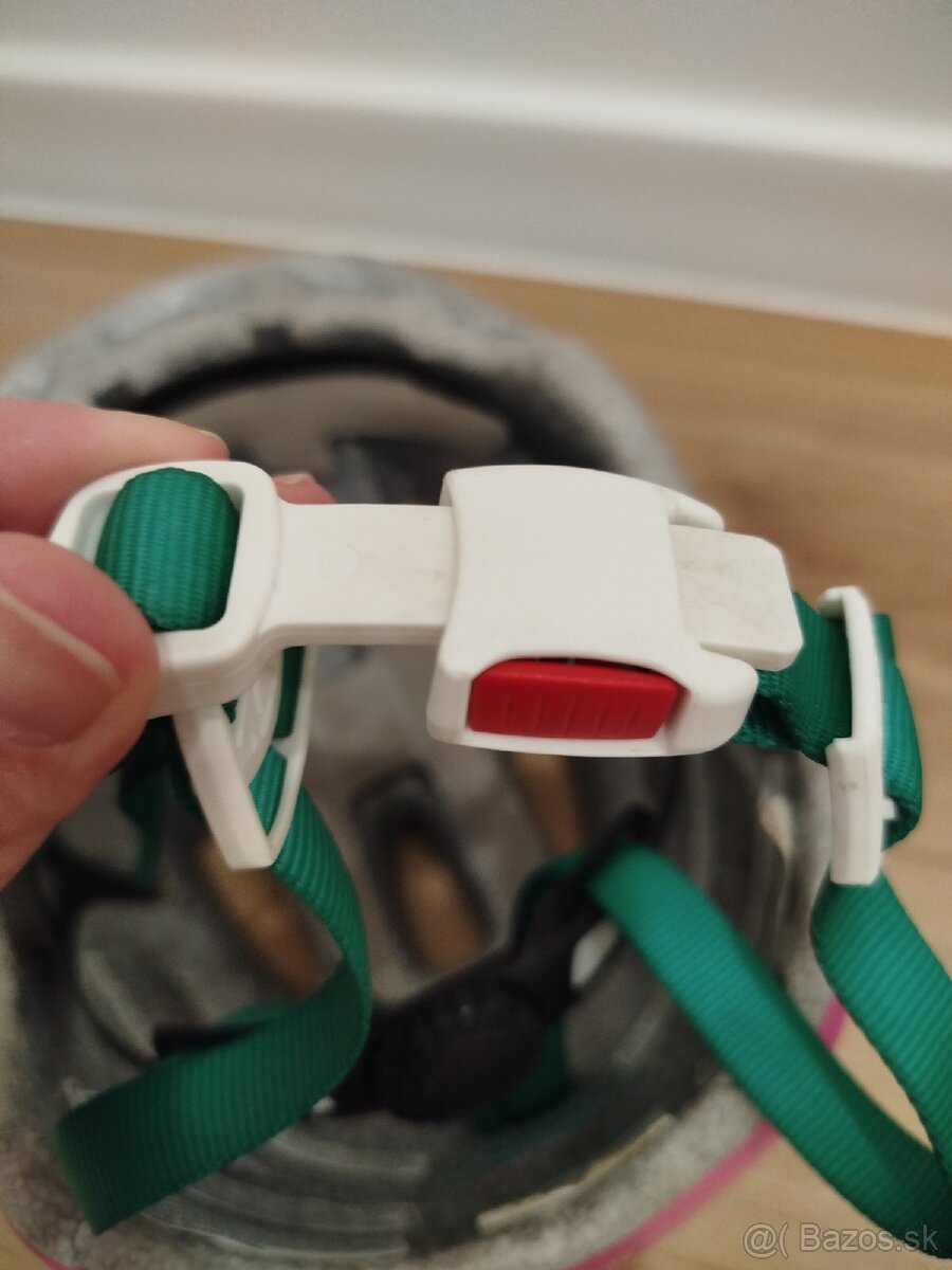 dievcenska prilba - 5