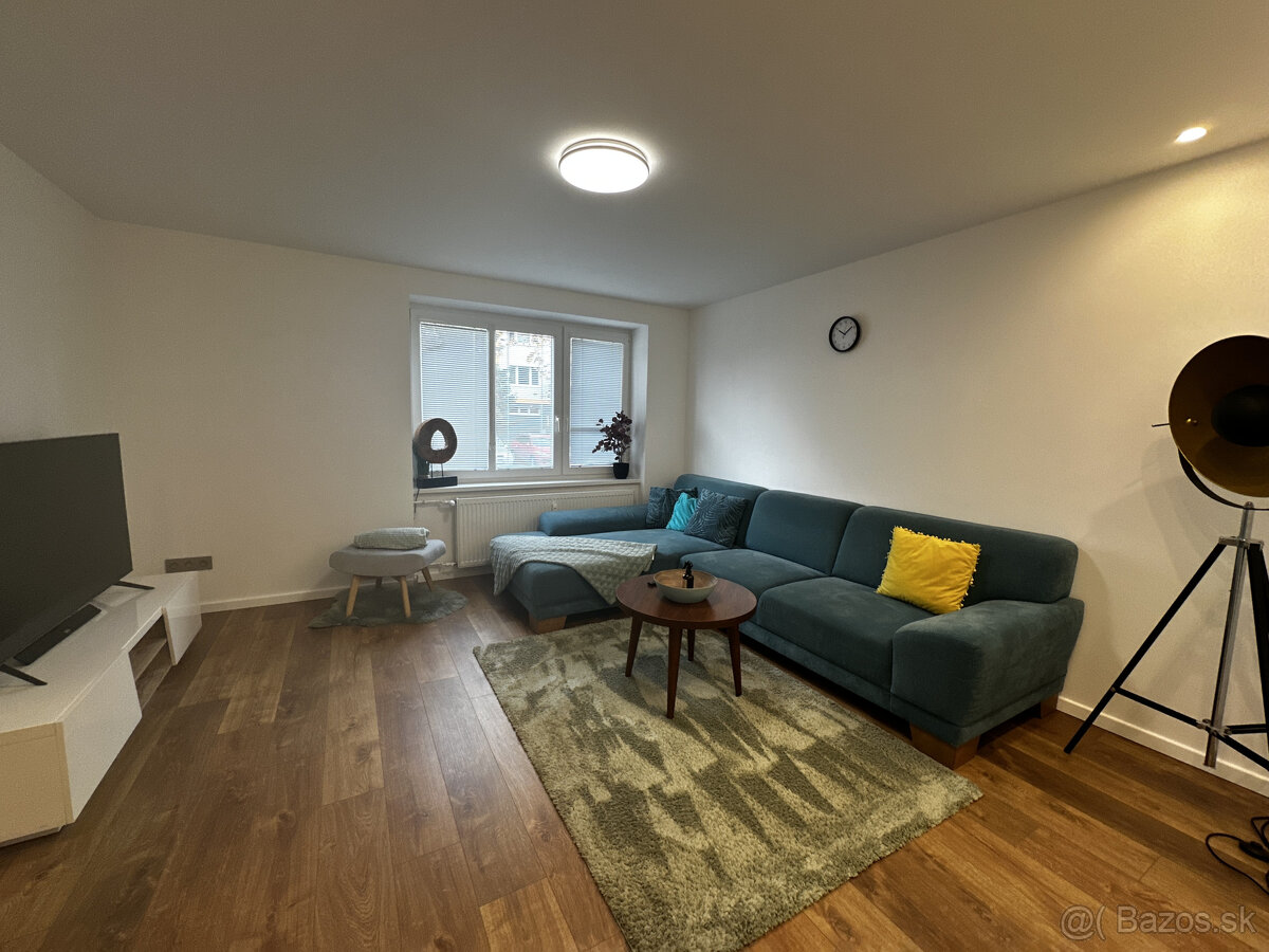 Zariadený moderný 2 izbový byt Pribinove sady - 5