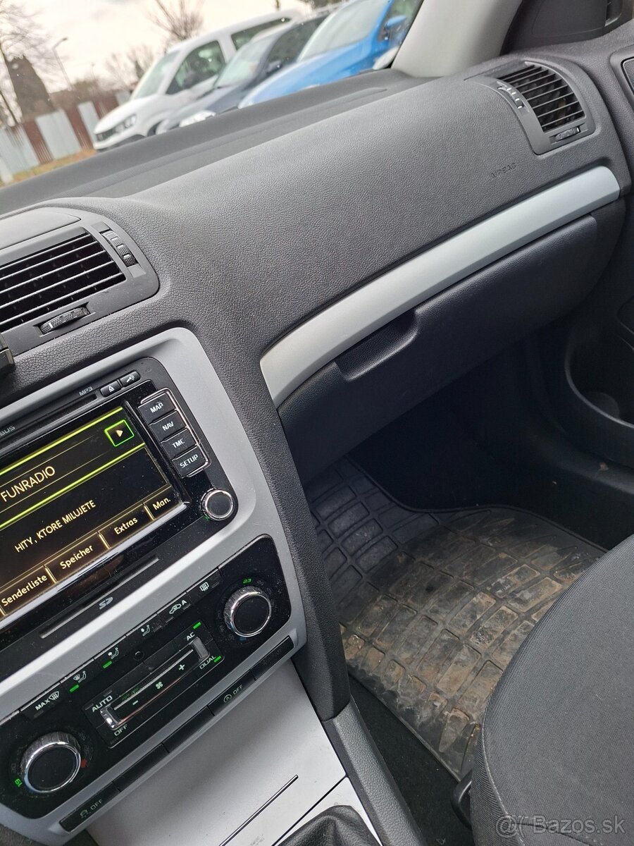 Pred skoda oktávia - 5