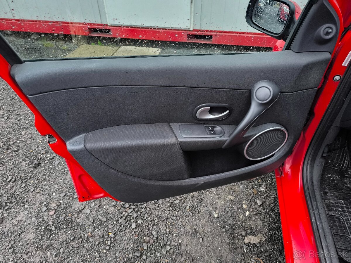 Renault Clio 1.5 dCi - 5