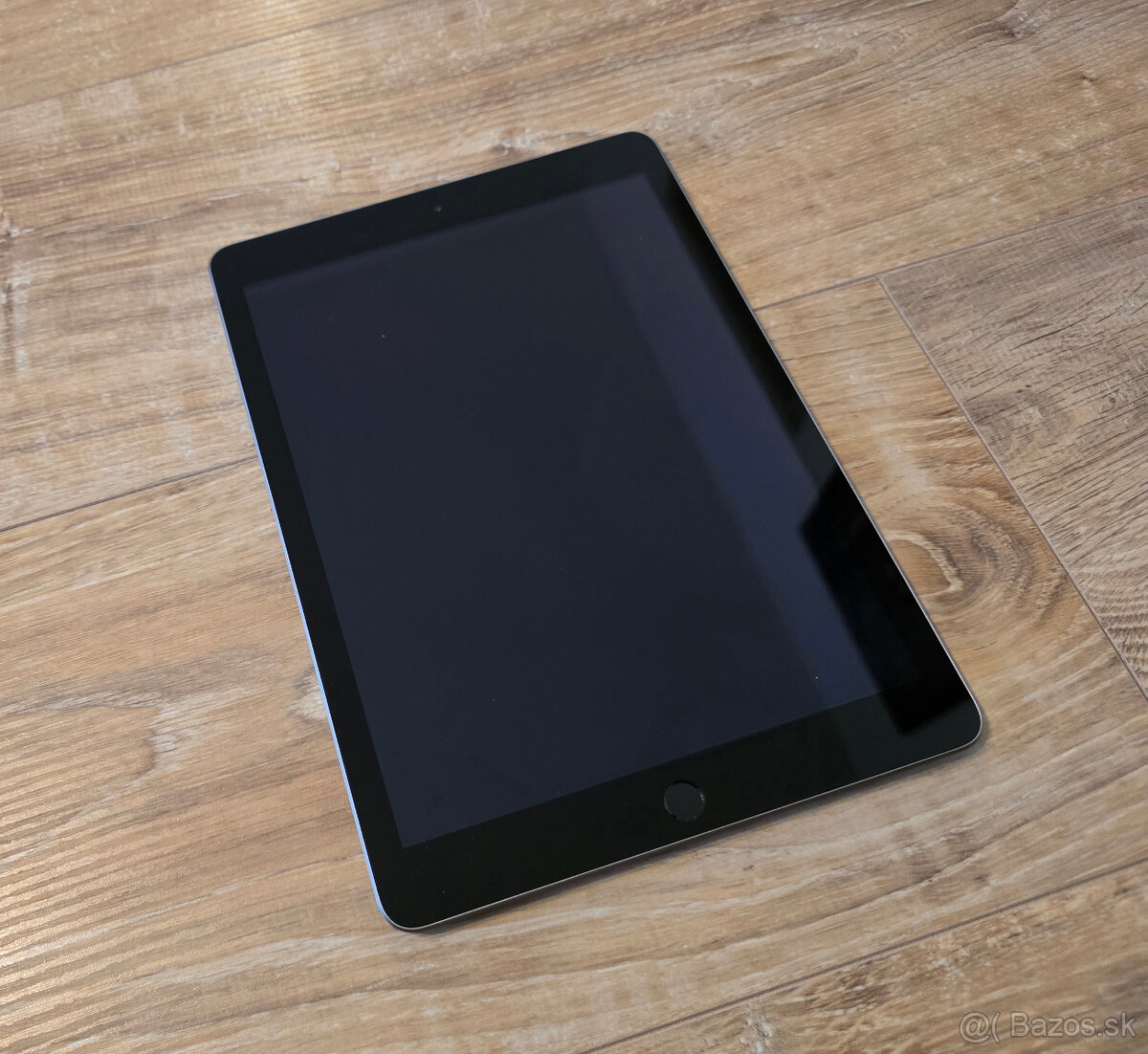 Apple iPad 5 gen 32gb - 5