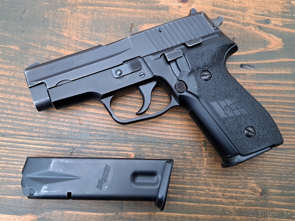 SIG SAUER SP 2022,P228 - 5