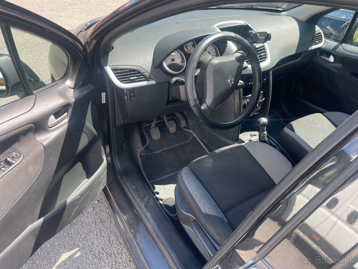Peugeot 207 - 5