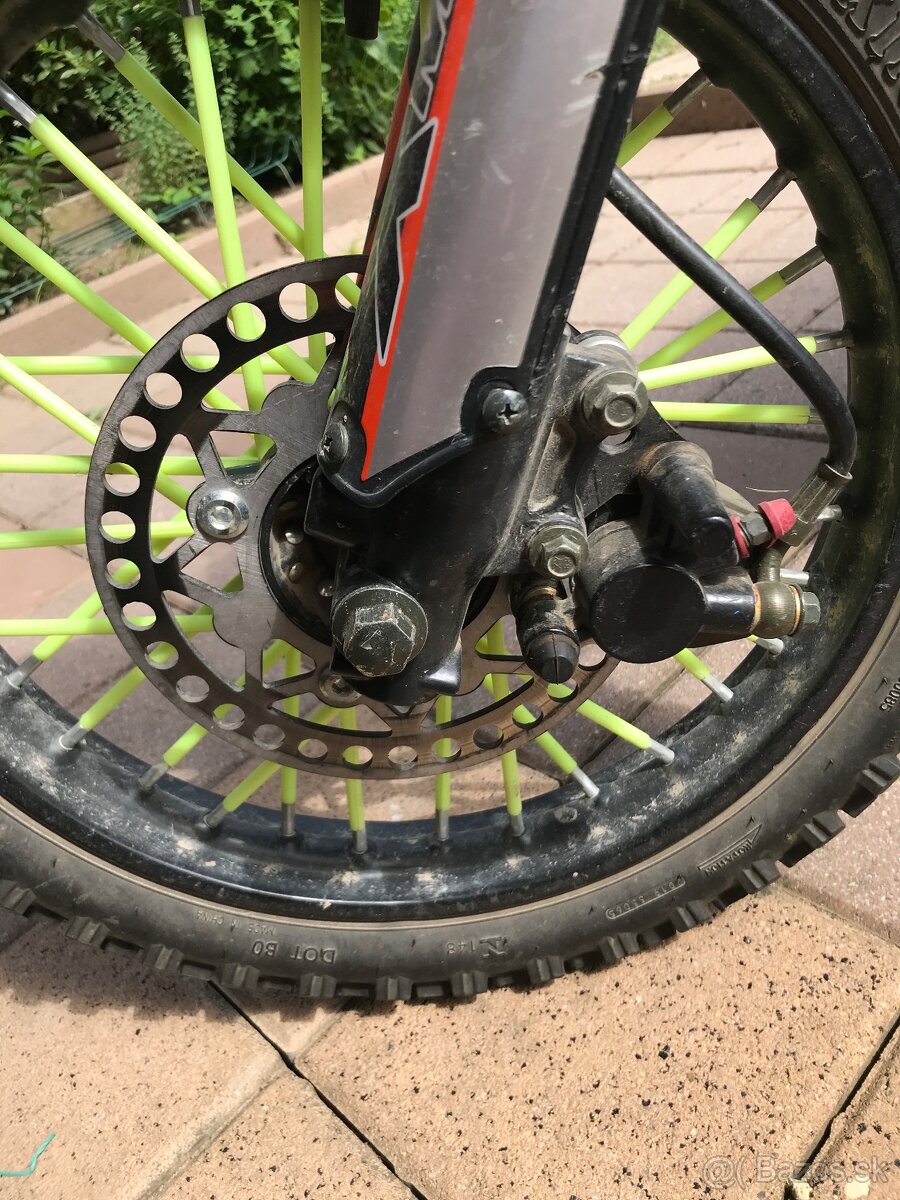 Xmotos xb27, 125cc, poloautomat, 14/12 kolesa