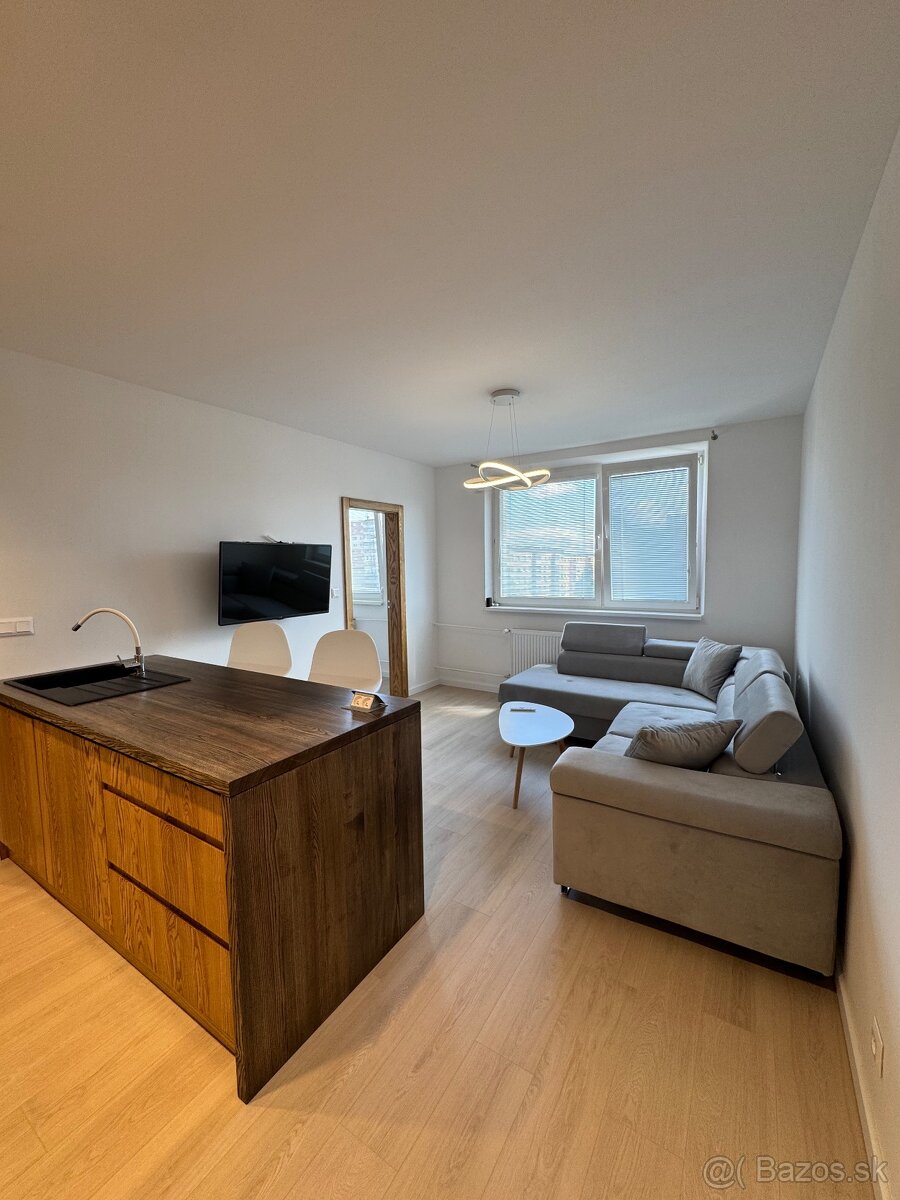 Nadštandardný dvojizbový byt - 5