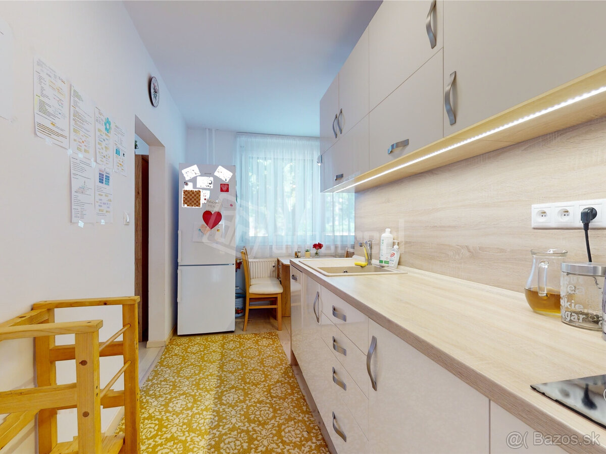 Znížili sme cenu: Priestranný 3-izbový byt po rekonš… - 5