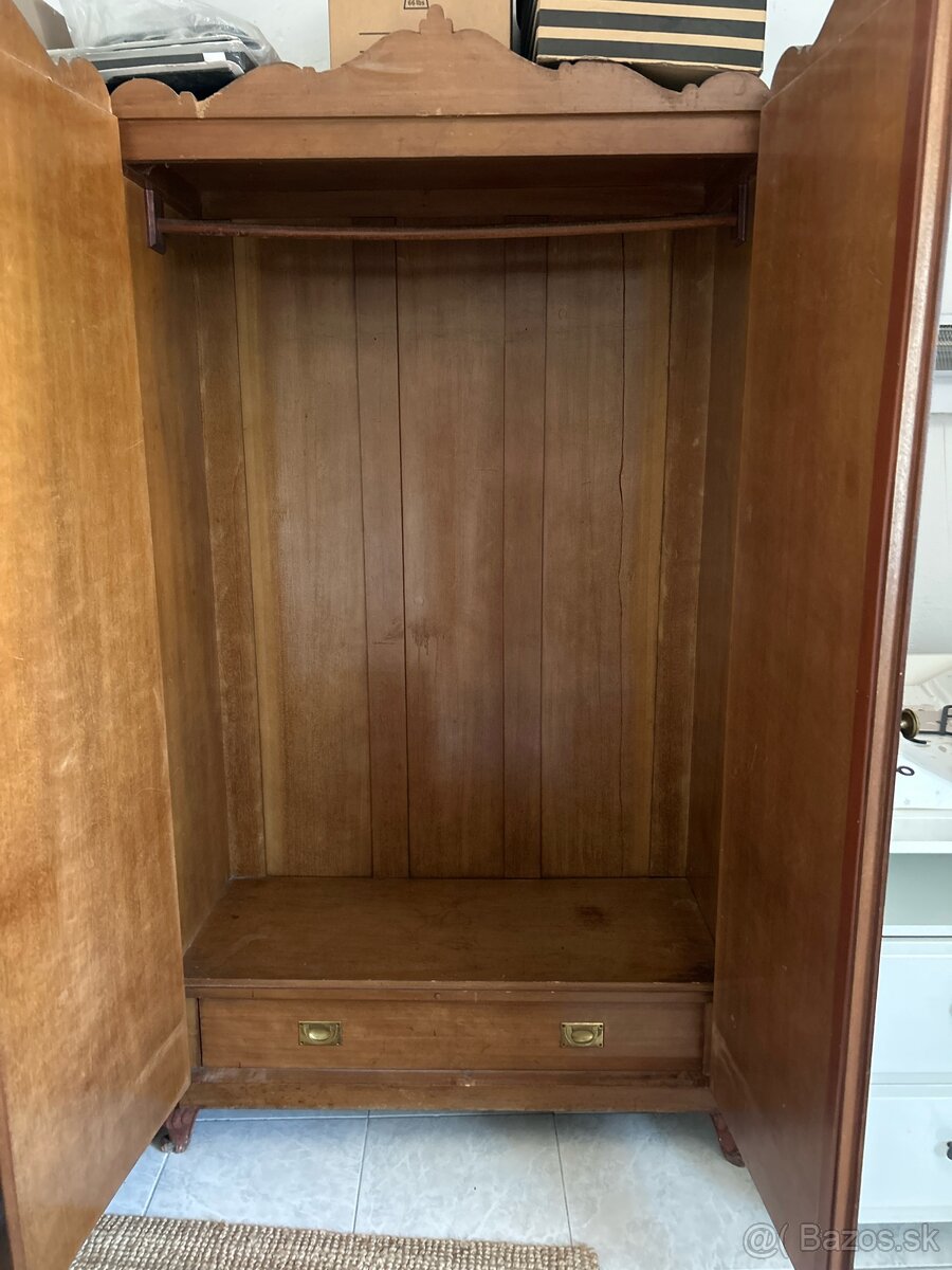 Starožitné skrine - 5