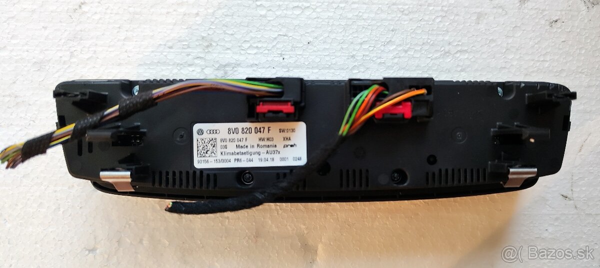 Predám ovládací panel klimatizácie Audi A3 / S3 / Q2 - 5