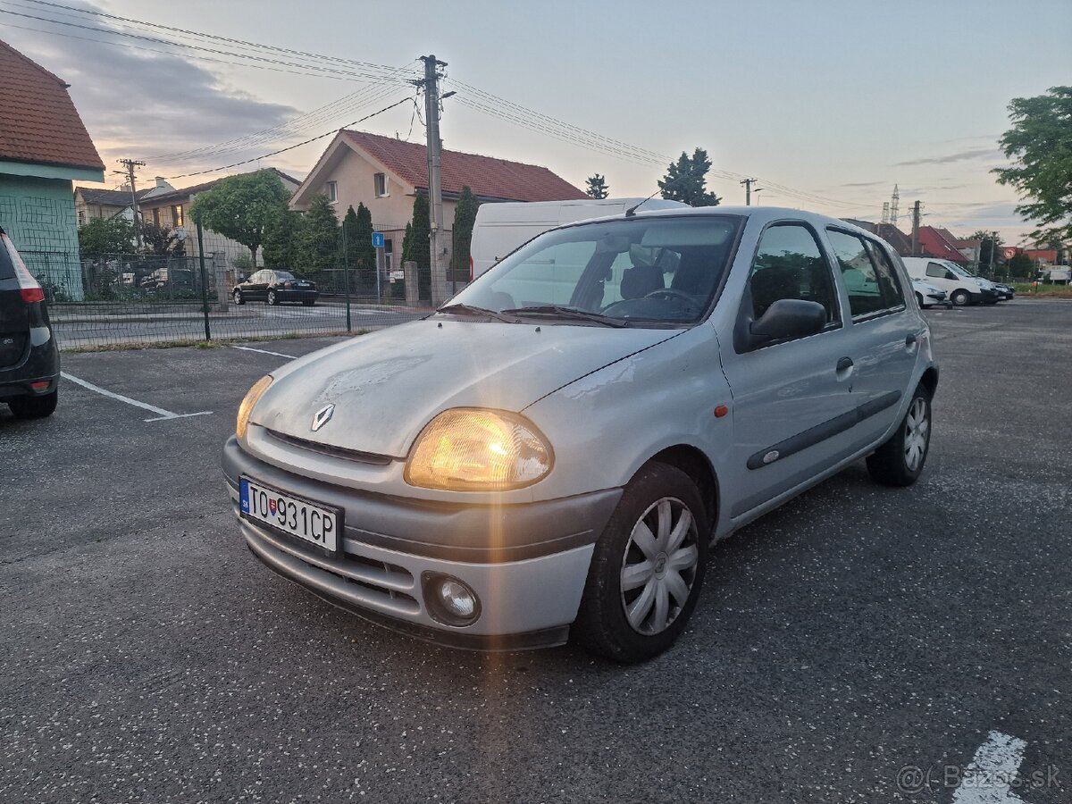 Renault Clio - 5