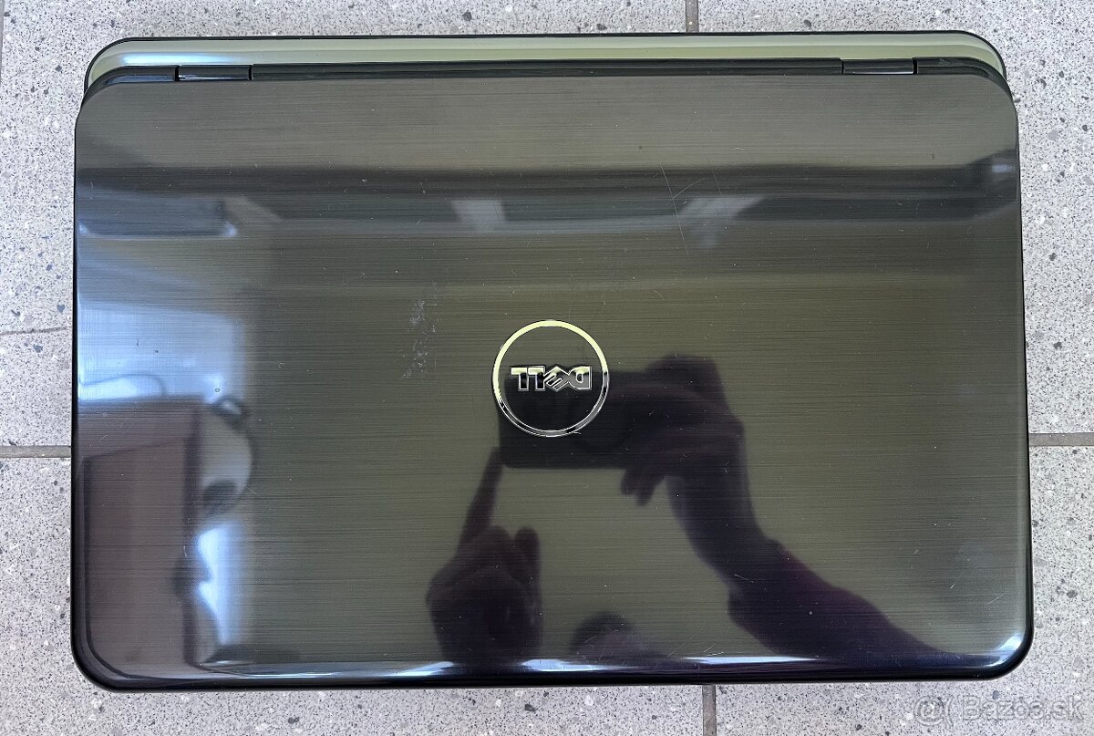 Dell Inspiron / intel i3 / 8GB RAM / 128GB SSD / 15.6" - 5