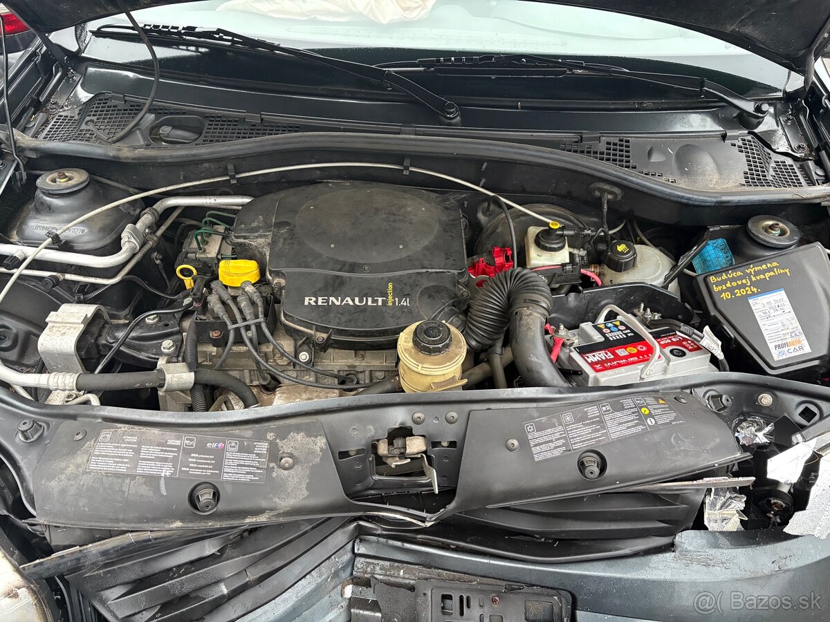 Rozpredam Daciu Sandero 1,4b 2010 - 5