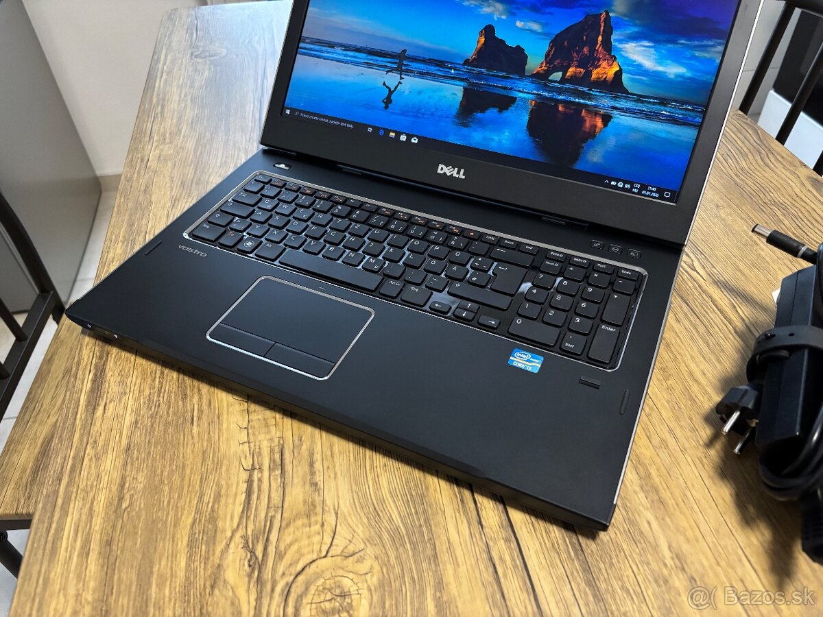 17.3"/Dell/Notebook/i3/8GB RAM DDR3/500GB HDD/Intel HD 2GB/ - 5