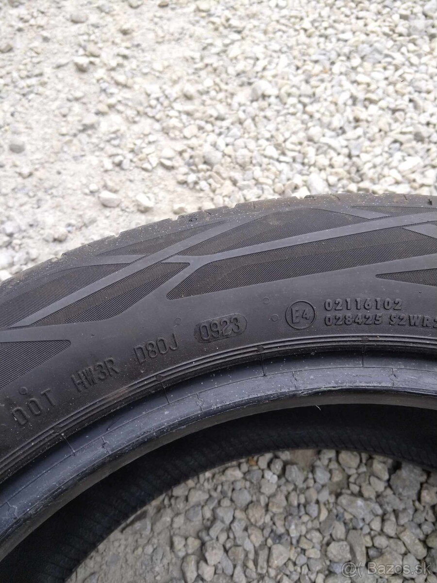 215/55 R 17 letné. - 5