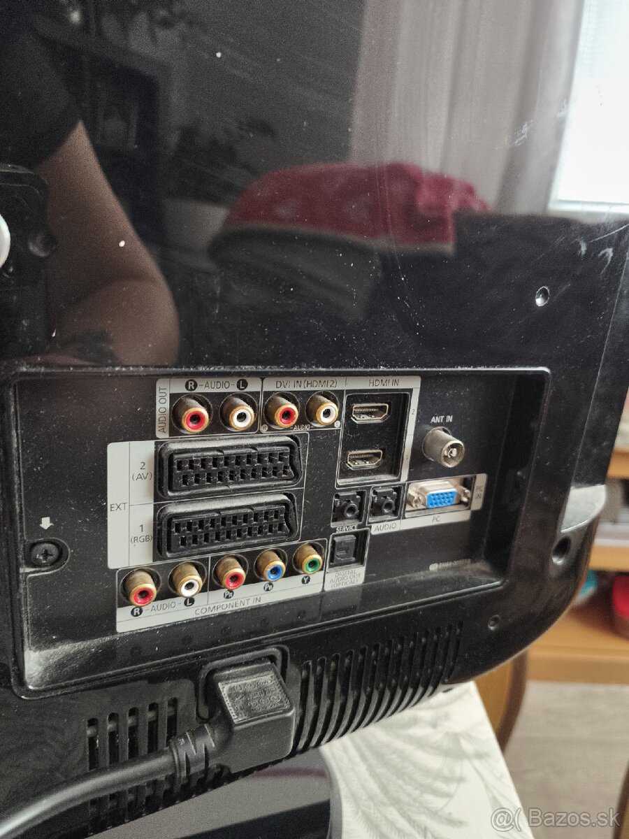 LCD tv Samsung Model- LE32R86BD - 5