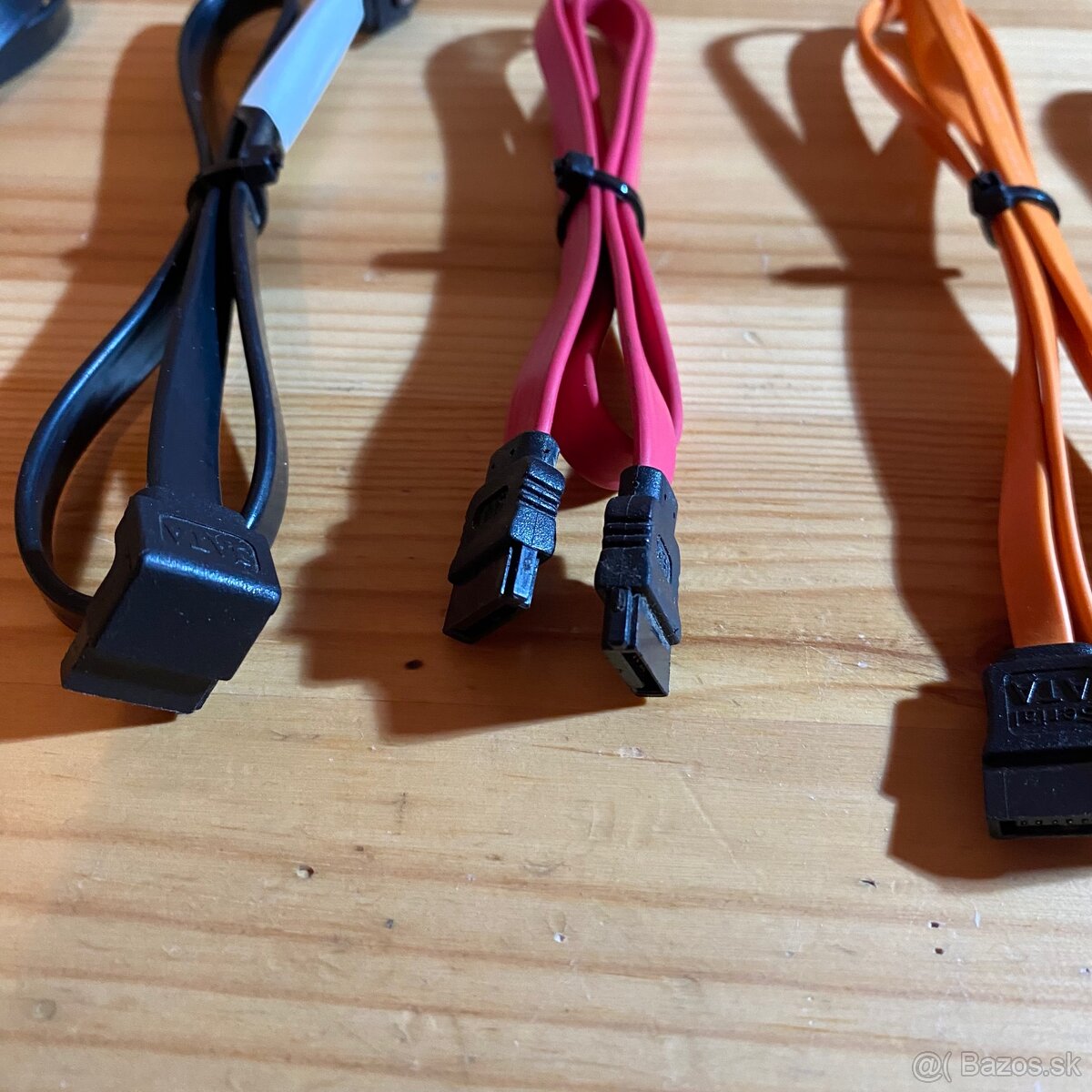Predám – SATA dátové káble – rôzne typy (kusovky) - 5