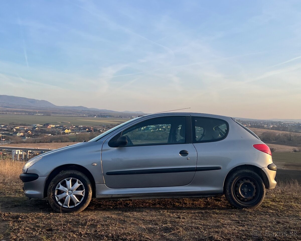 Peugeot 206 – 1.4 benzín (55 kW) - 5