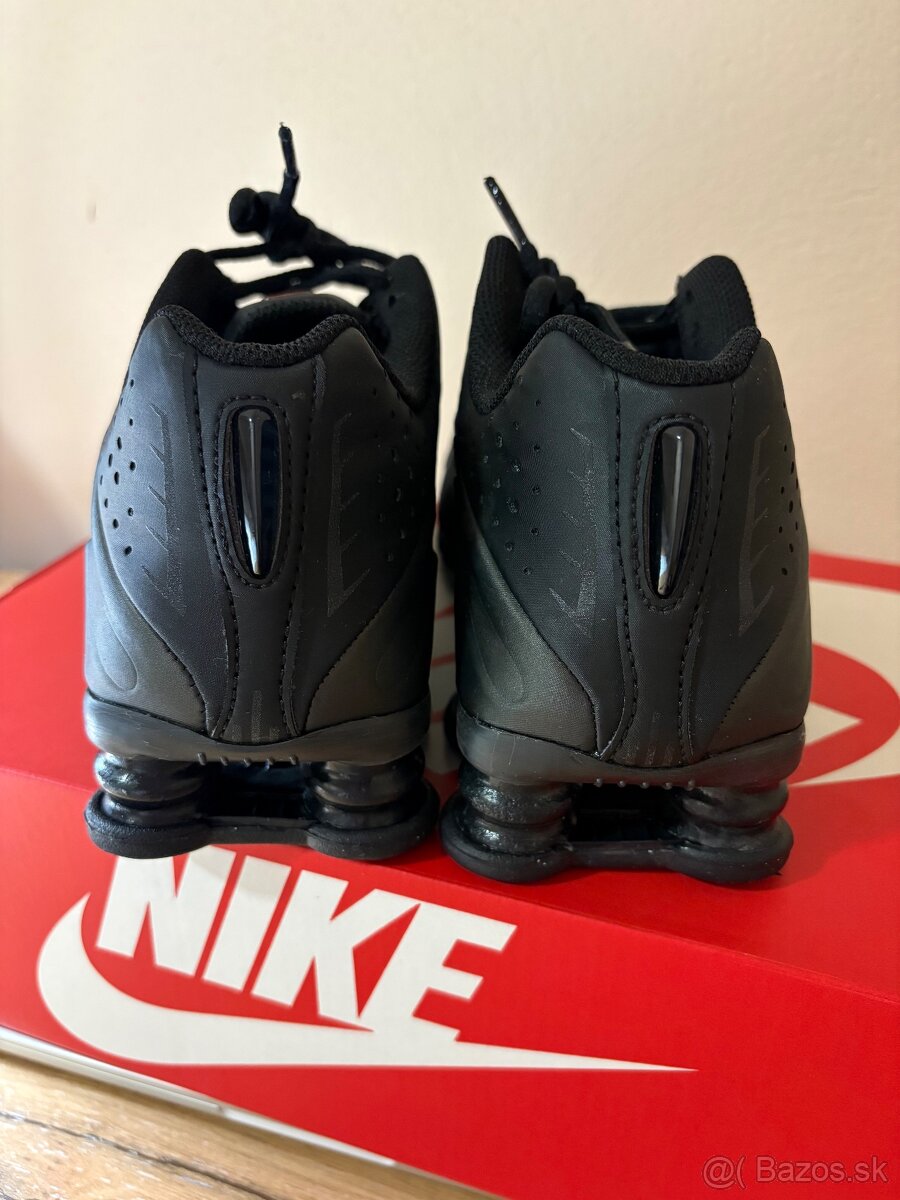 Nike Shox R4 - 5