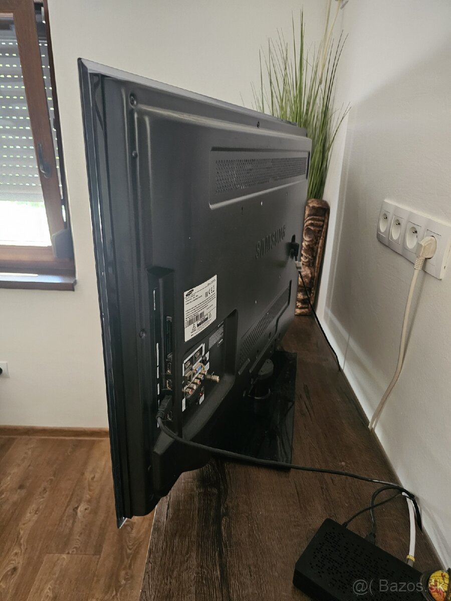 Televízor SAMSUNG - bezvadný - 5