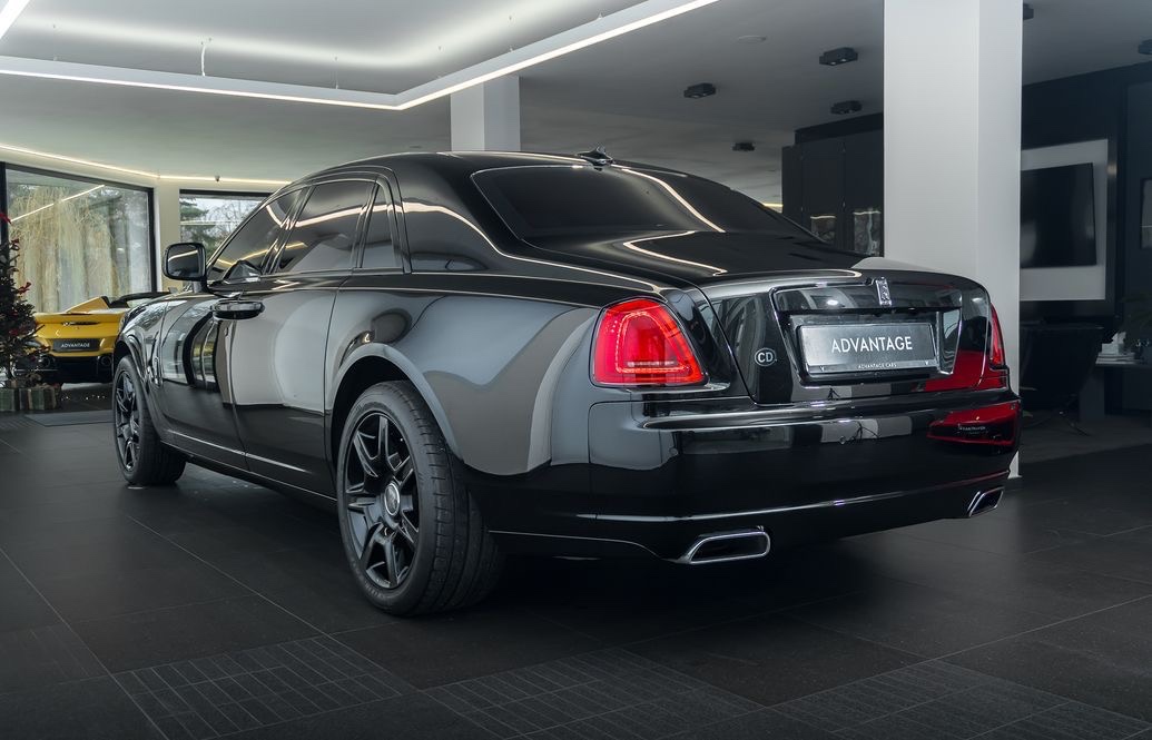 Rolls Royce Ghost maximální výbava najeto 68.tis km - 5