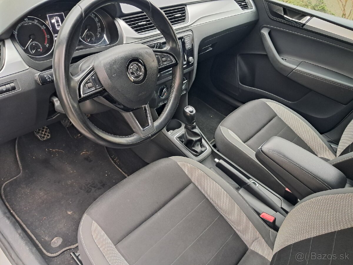 Škoda Rapid 2017 - 5