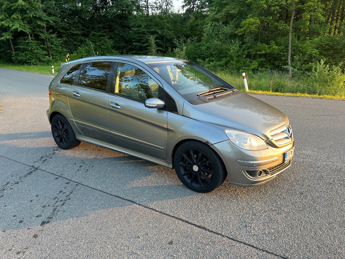 Mercedes-Benz B 180 W245 - 5