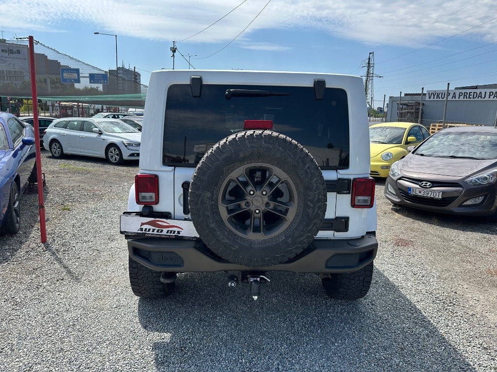 Jeep Wrangler Unlimited 75 Years Edition a/T - 5