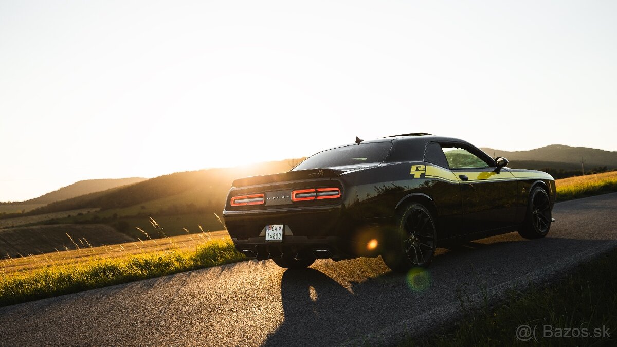 2021 Dodge Challenger ScatPack 6.4 V8 6st. Manuál - 5