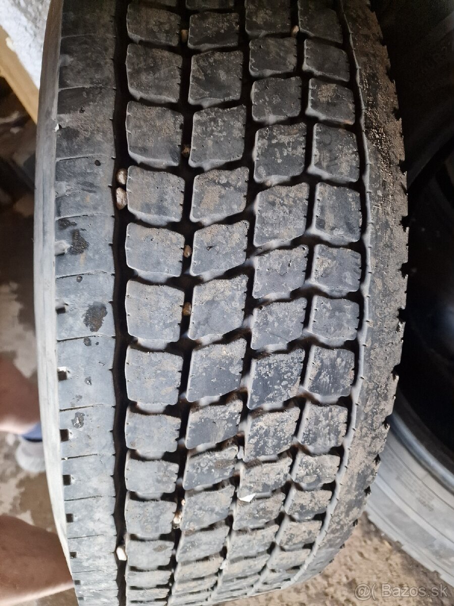 • 285/70 R19,5 REZERVA / KOMPLET KOLESO - 5