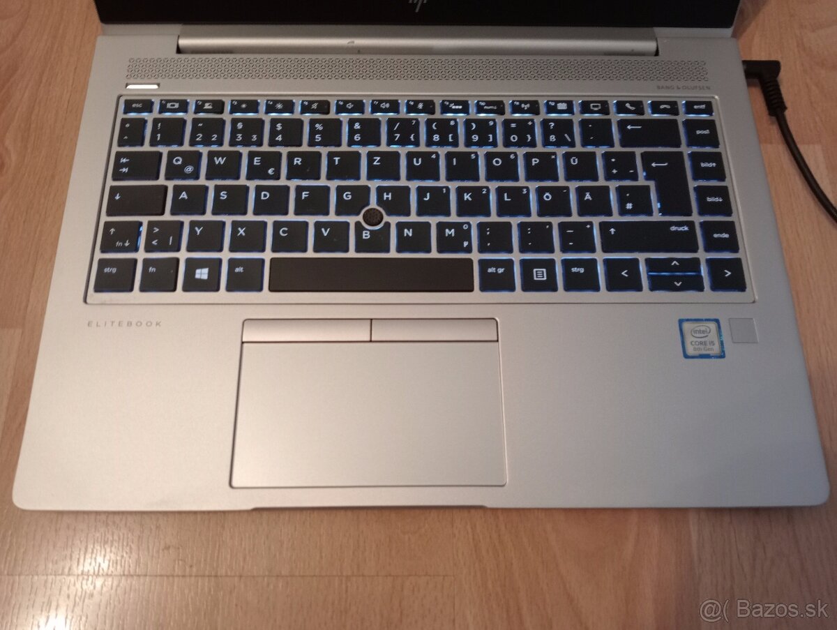 predám HP elitebook 840 g6 - Intel core i5 -8gb ram -ssd - 5