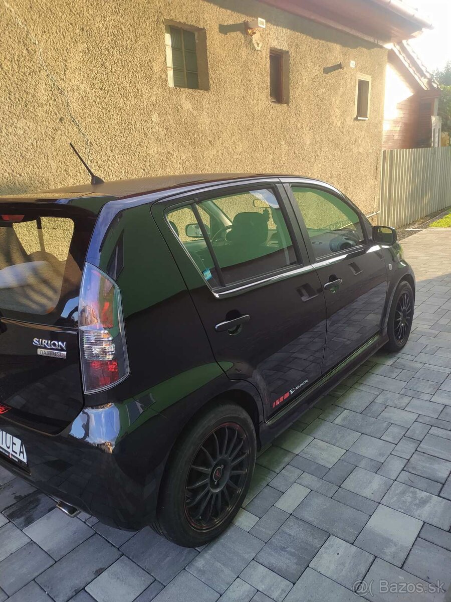 Daihatsu Sirion 1.5 - 5