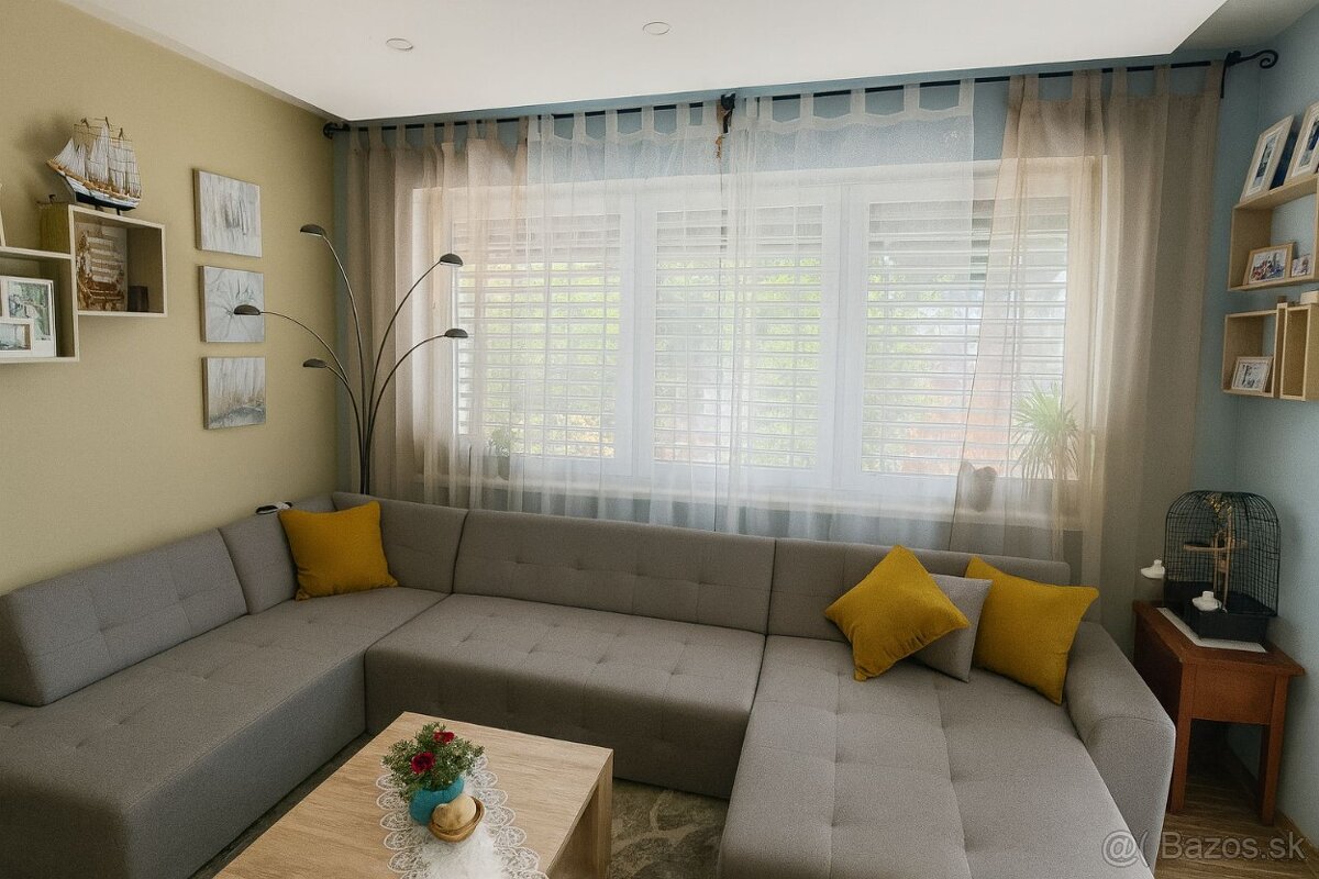 Krásny dom s bazénom, garážou a altánkom ZNÍŽENÁ CENA - 5