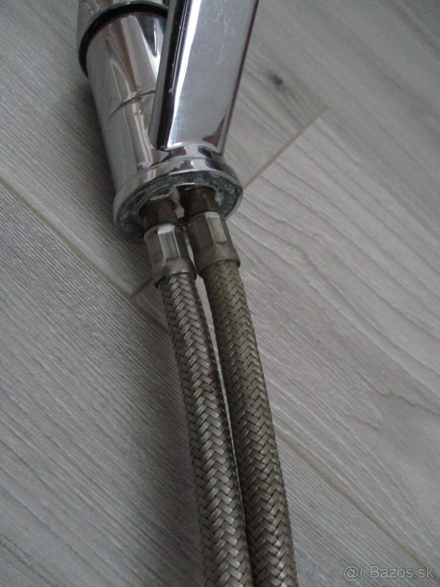 kuchynskú pákovú vodovodnú batériu a s dvomi batériovými pre - 5