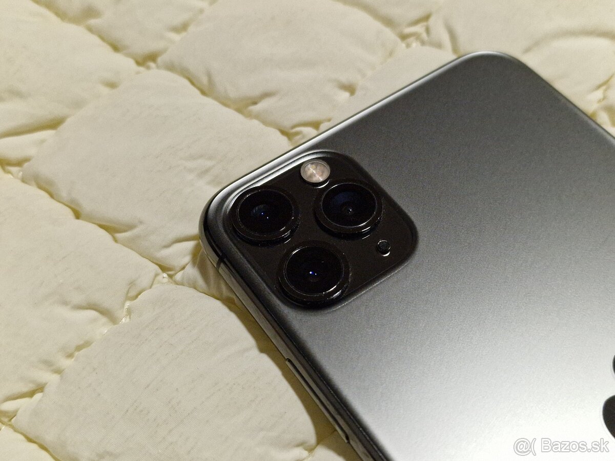 Apple iPhone 11 Pro Max, 64GB, Space Grey - 5