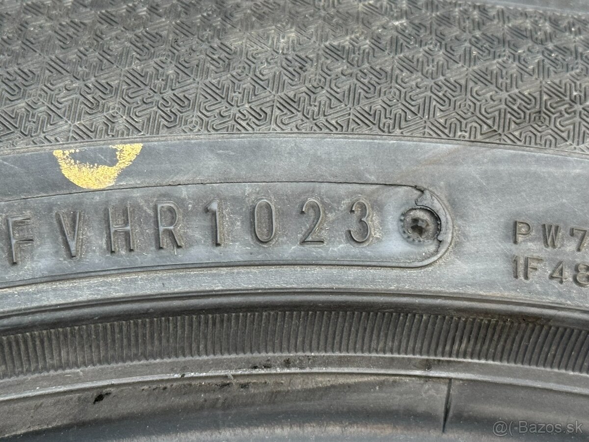 235/45 R18 - 5