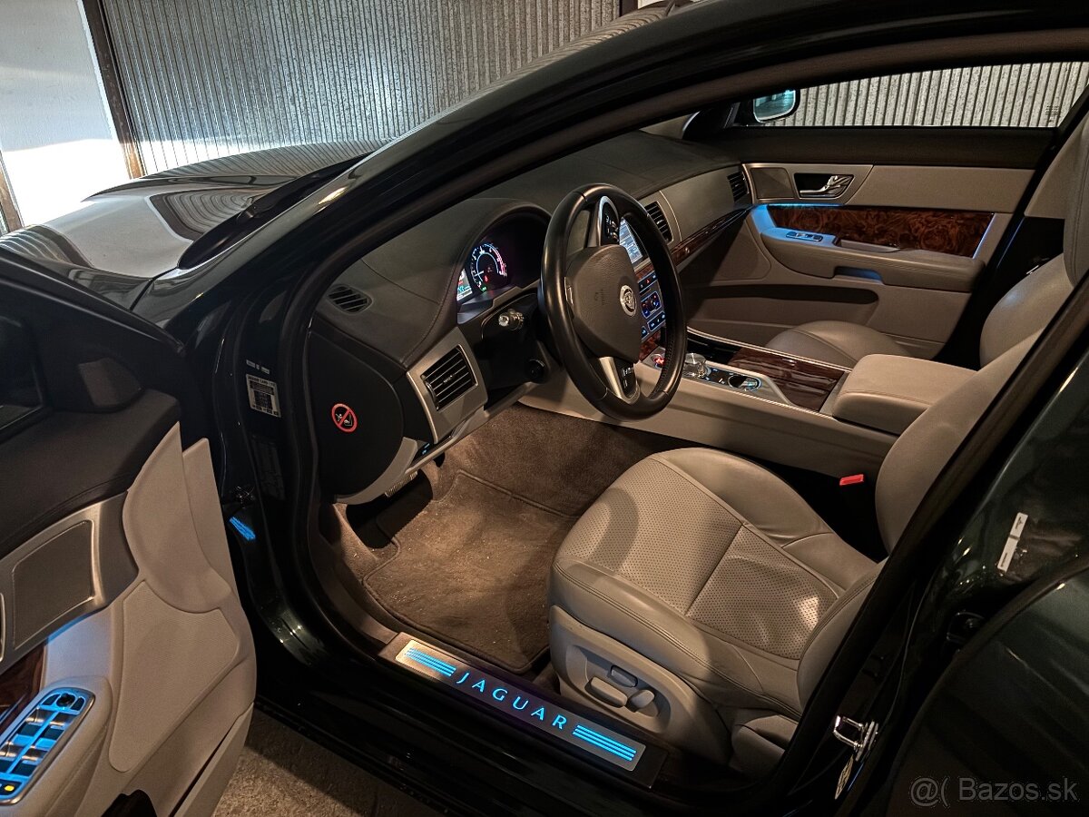 Jaguar xf 3.0d v6 diesel 177kw,znížená cena do konca mesiaca - 5