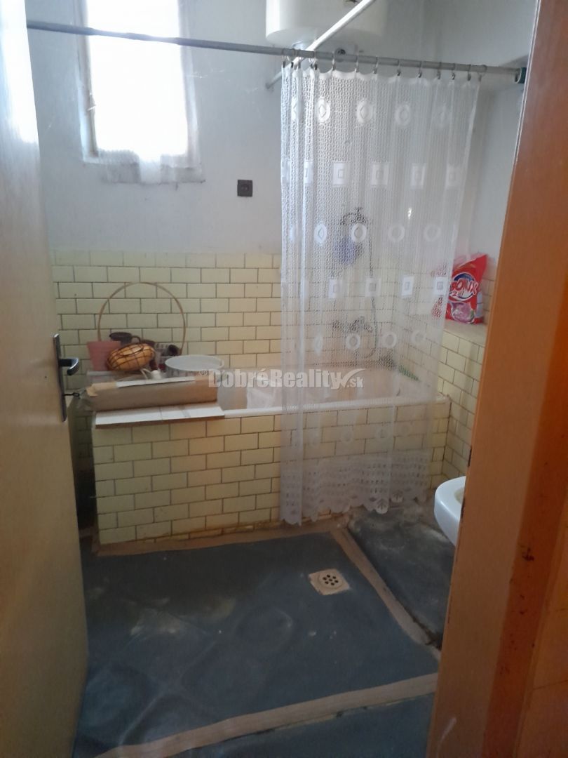 Rodinný dvojdom Zemné - 5