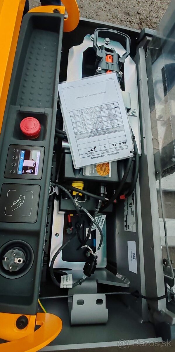 Elektricky paletovy vozik Jungheinrich EJC 212 Li-on (Nova) - 5