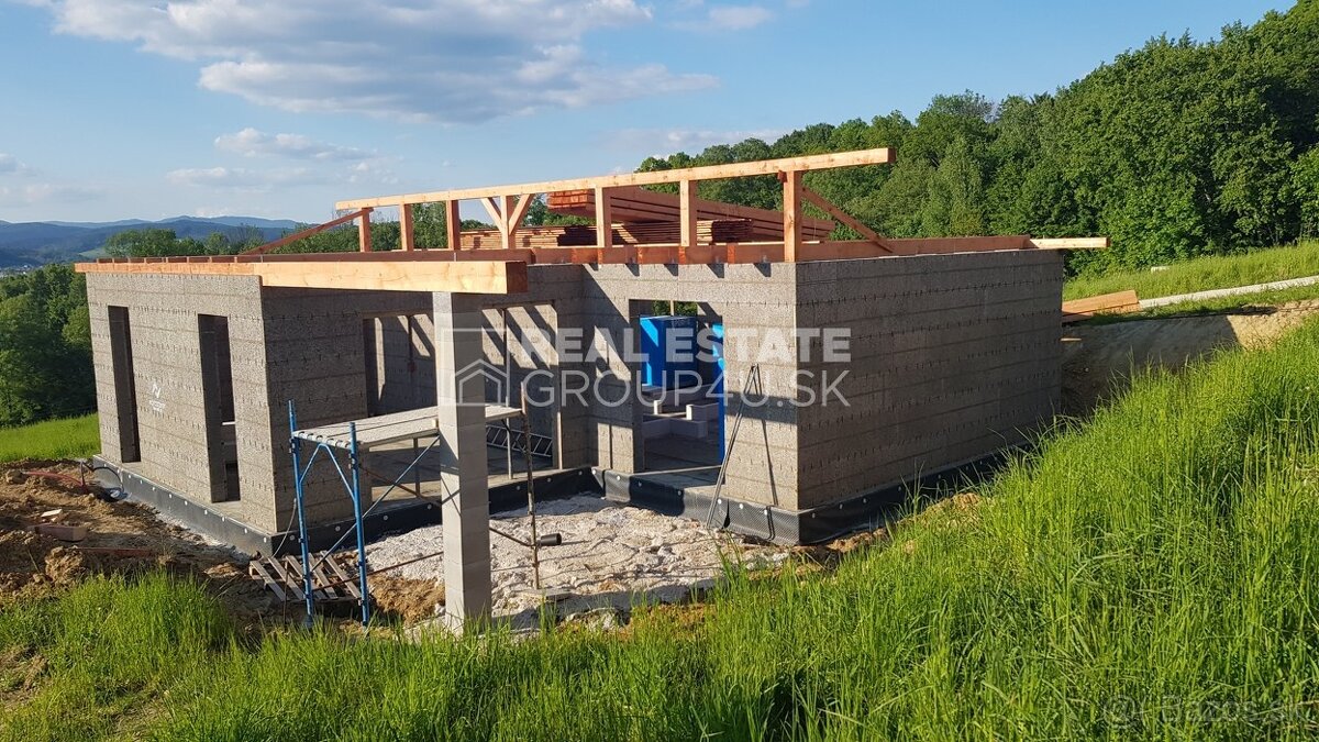 4IZ BUNGALOV V POVAŽSKEJ BYSTRICI V ŠTÁDIU HRUBEJ STAVBY - 5