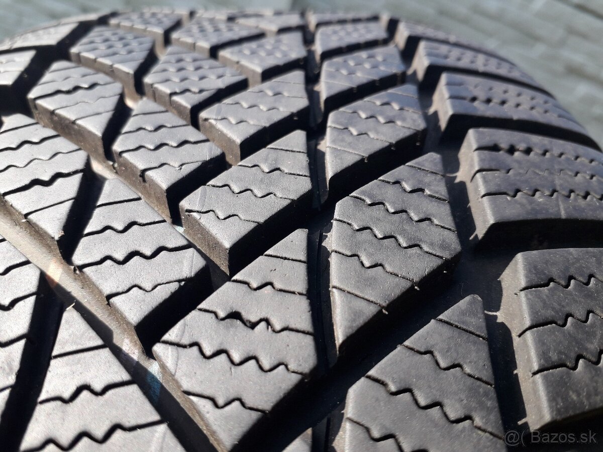 205/55 r16 zimne pneumatiky - 5