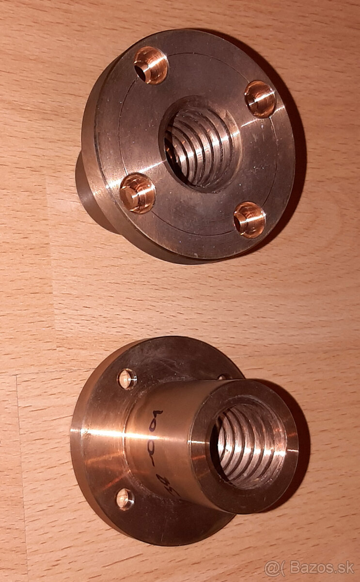 Trapezová skutka TR28x5 1meter + matice - 5