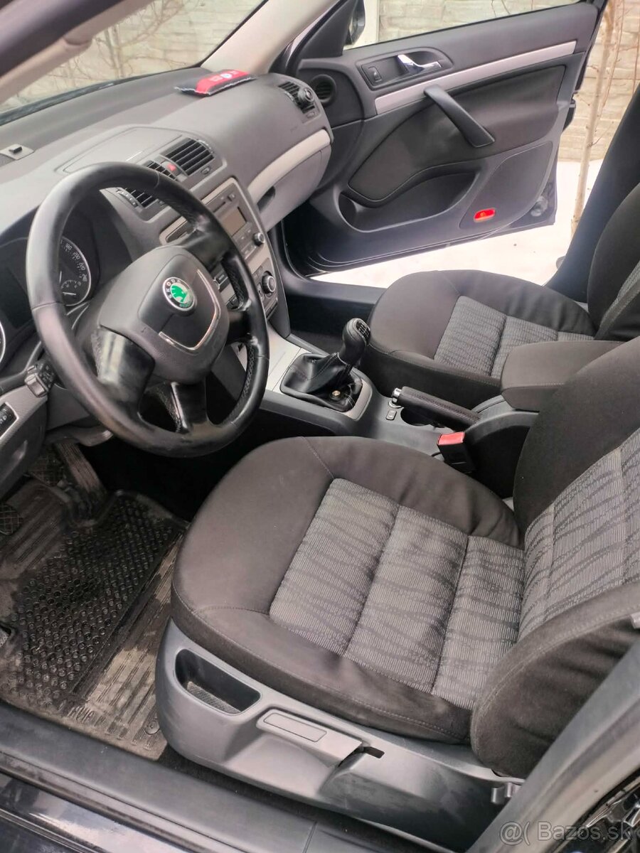 Škoda Octavia II Facelift Combi - 5