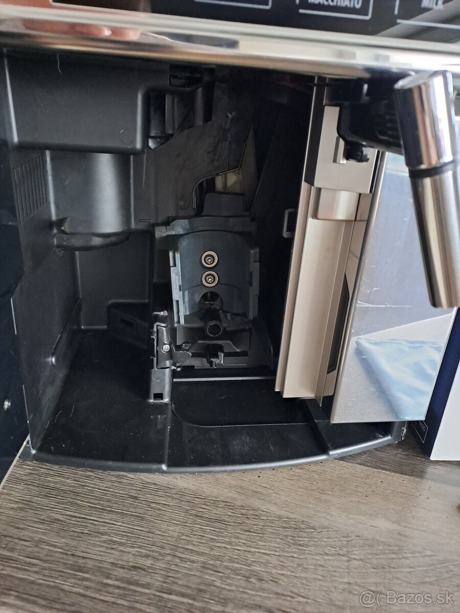 DeLonghi PrimaDonna avant ESAM 6750 - 5