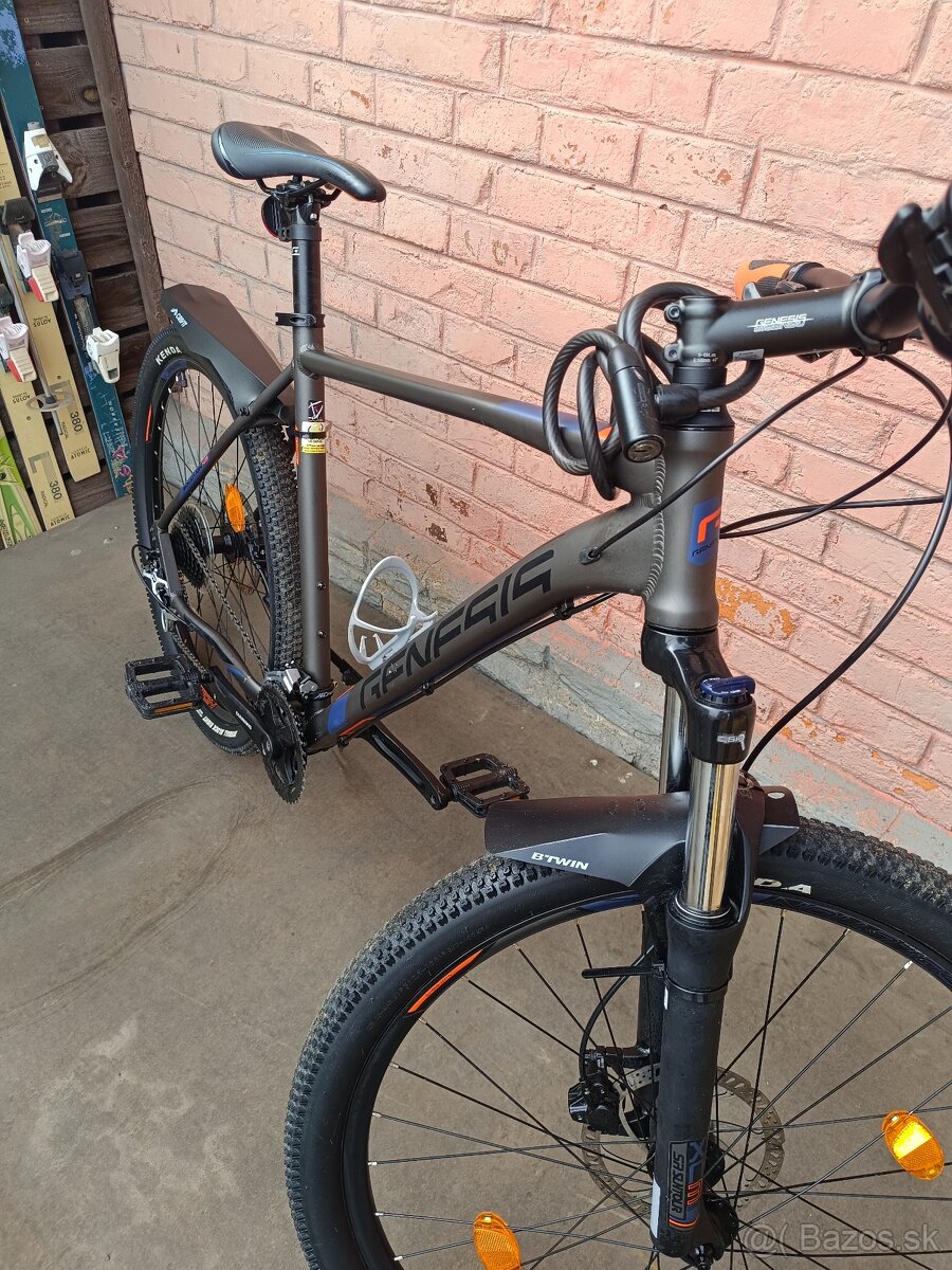 Používaný bicykel genesis solution 4.9 21" - 5