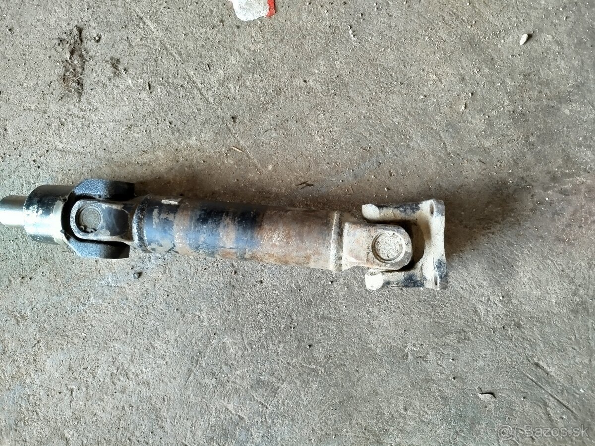 Predám Kardany na Suzuki Samurai 1.3 1.0 benzín cena 20€ ks