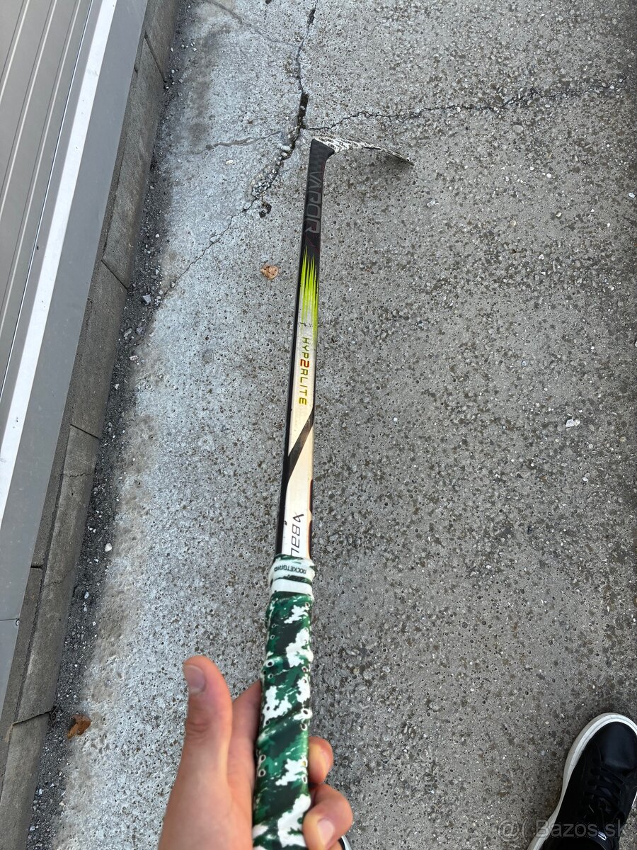 Predám hokejku Bauer - 5