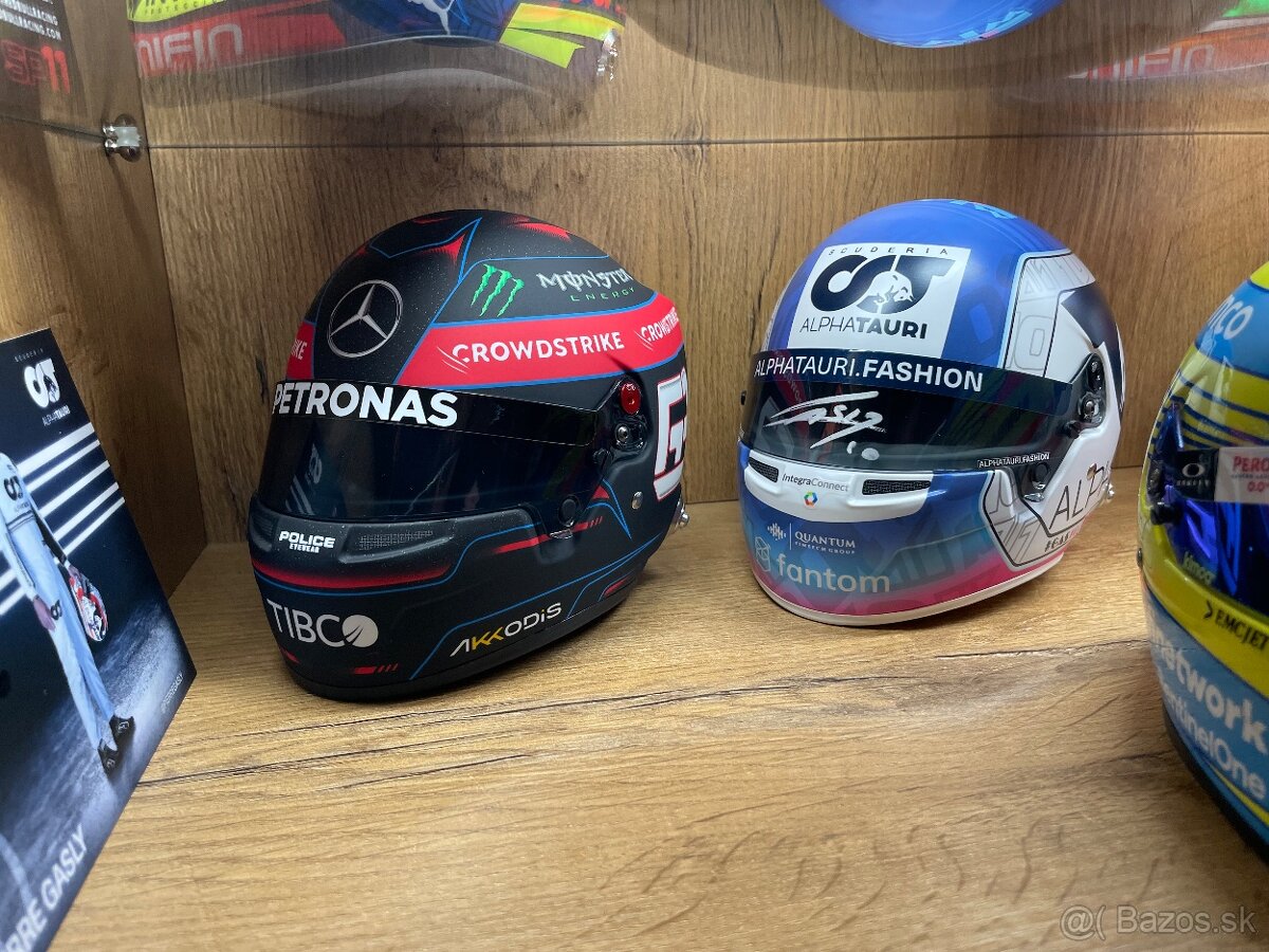 F1 prilby 1:2 a šiltovky podpisane a modely - 5