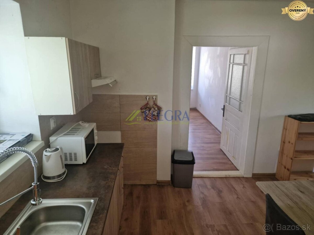 Na predaj : Rodinný dom Poproč Košice - okolie - 5