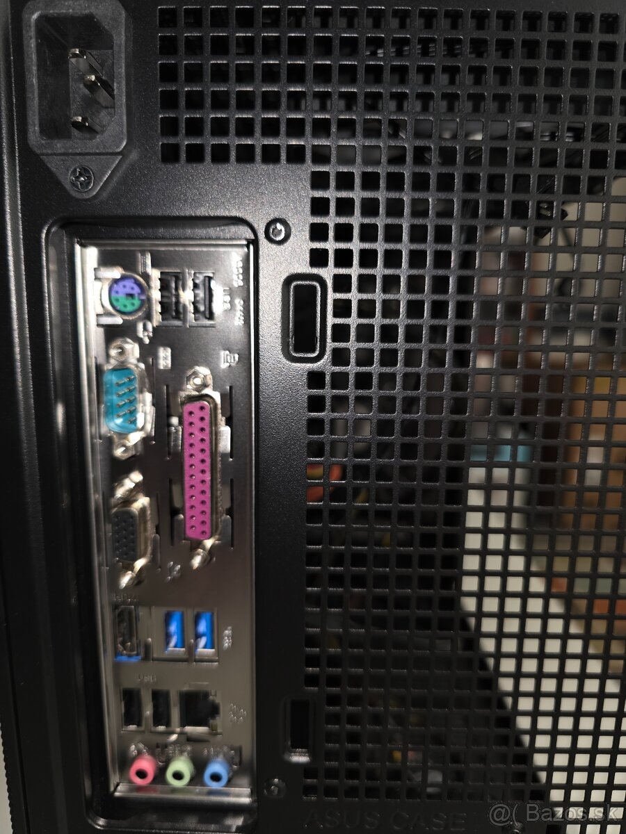 Predám PC GIGABYTE AMD E1-6010N - 5