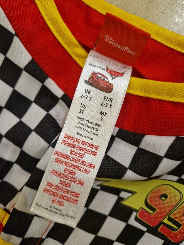 Predám karnevalový kostým Blesk McQueen - 5