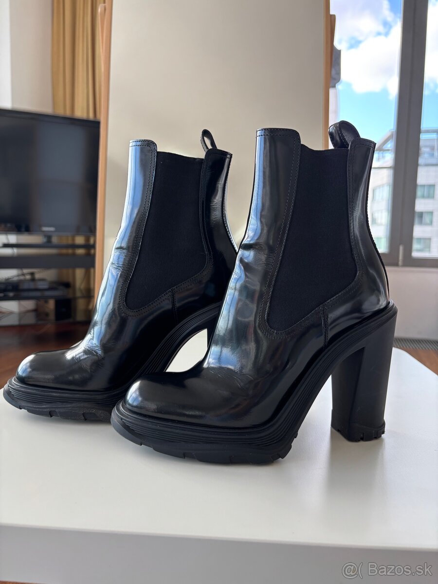 Alexander McQueen Tread Slick Chelsea Boot 'Black' - 5